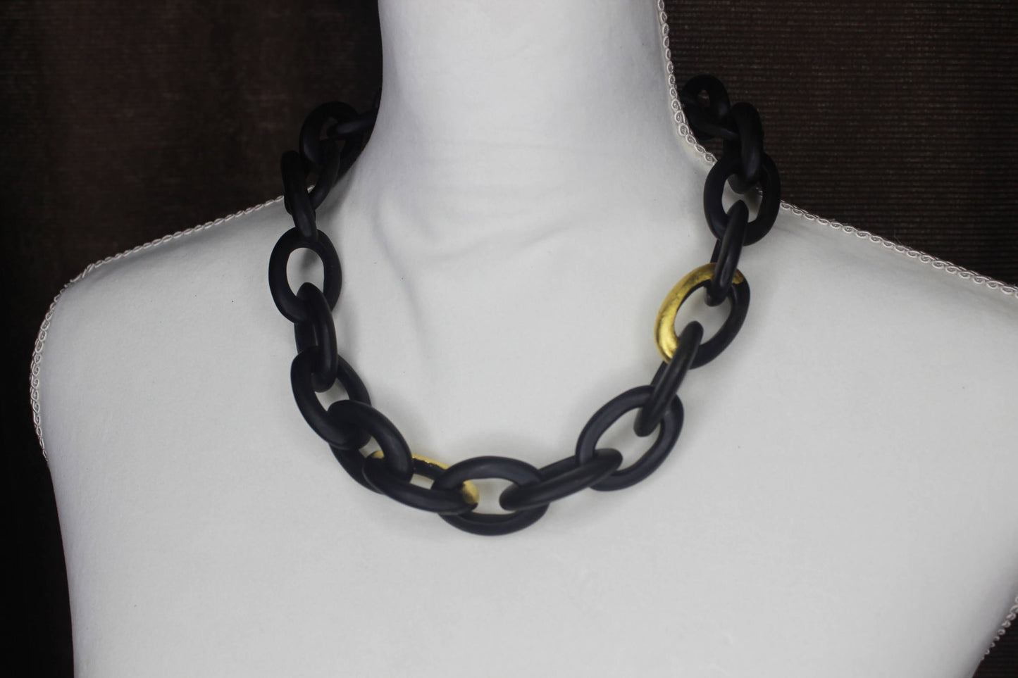 Ebony Oval Link Necklace 24K Gold Leafing