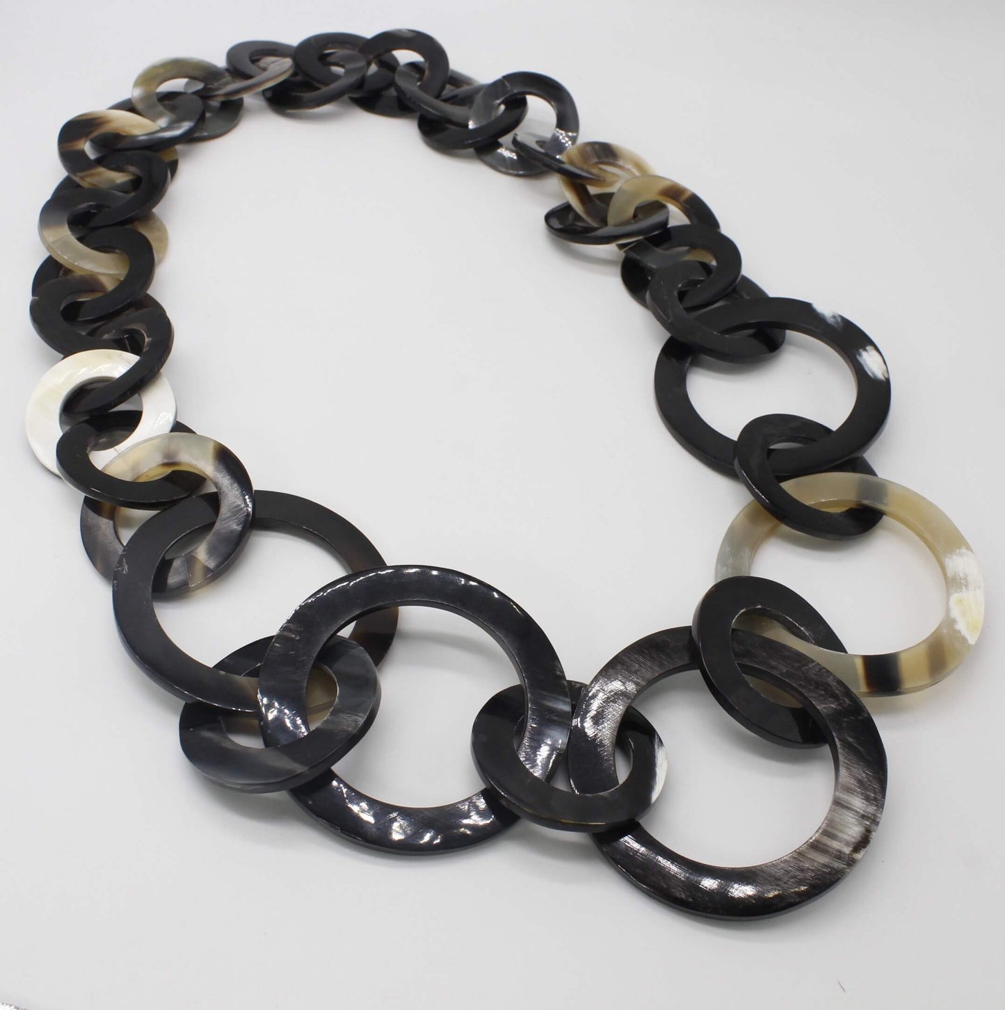 Horn Link Statement Necklace Uma 26"