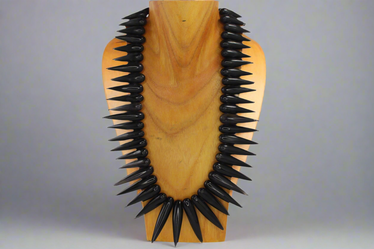 Handcrafted Bold Tribal Spike Horn Necklace