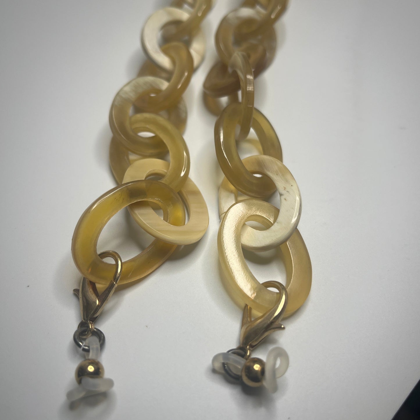 Chunky Horn Link Eyeglass Holder
