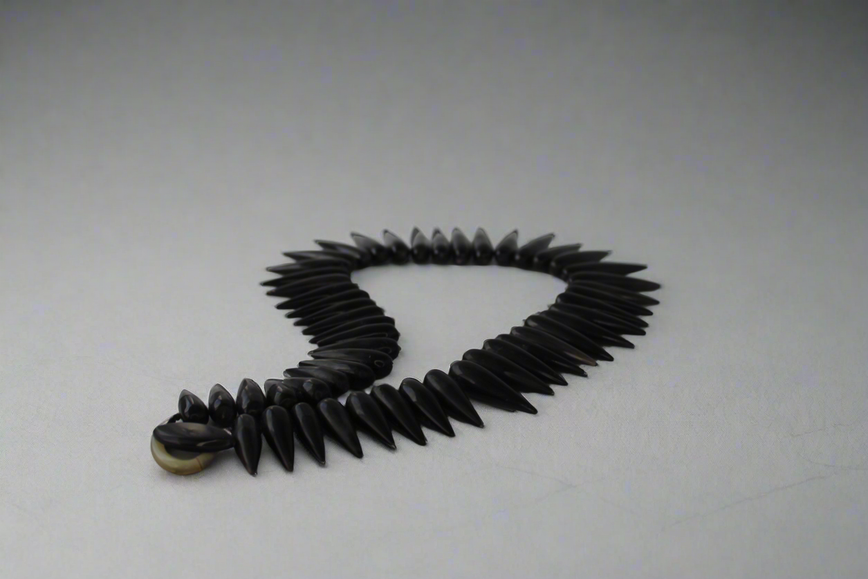 Handcrafted Bold Tribal Spike Horn Necklace