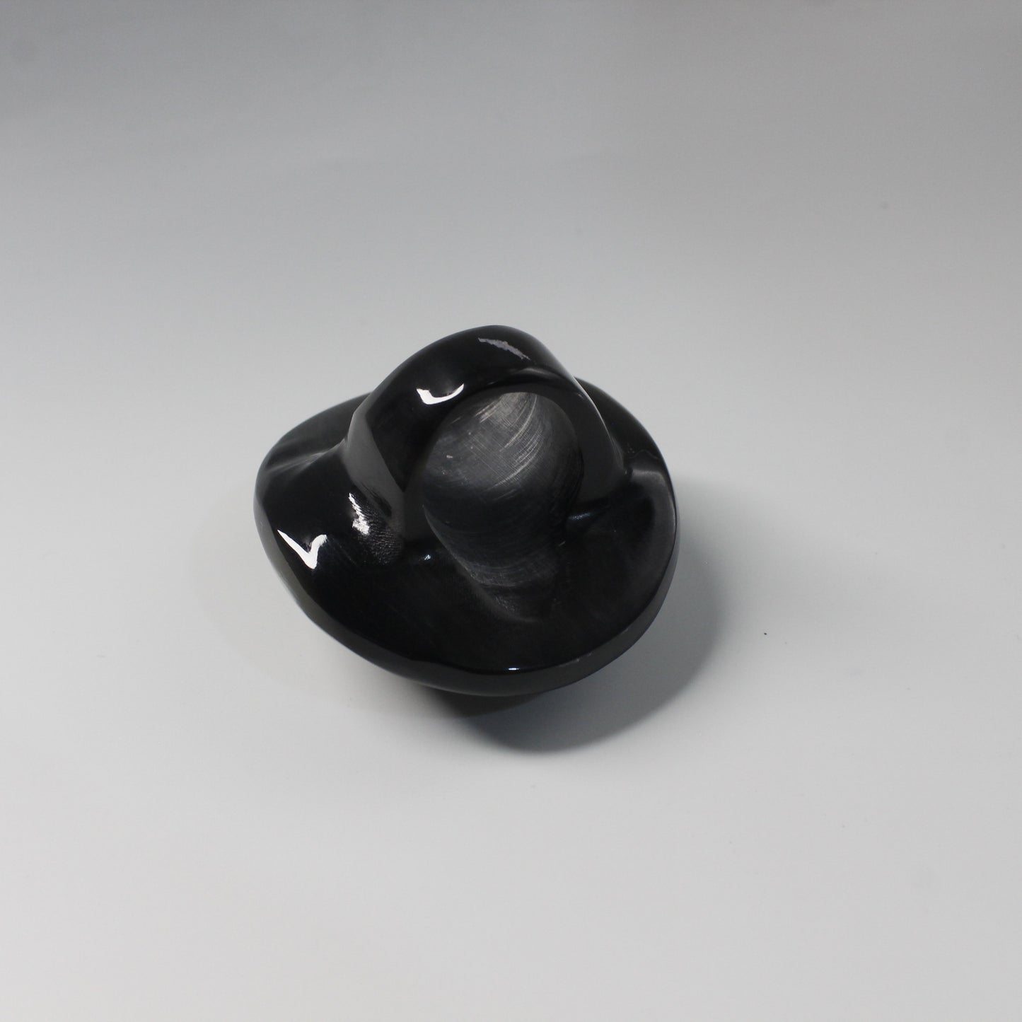 Large Round Horn Ring