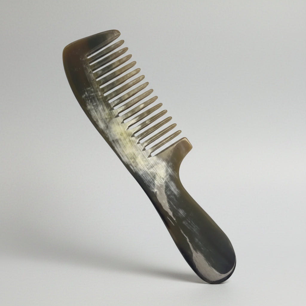 Handmade Buffalo Horn Comb — Natural 7" x 2" Wide‑Tooth Hair Comb (Black & Brown)